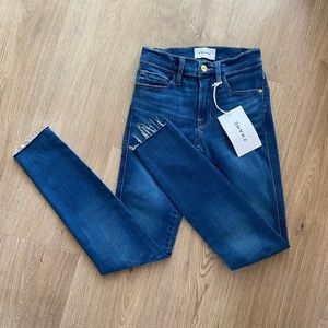 NWT Frame Denim Le Skinny de‎ Jeanne Size 24